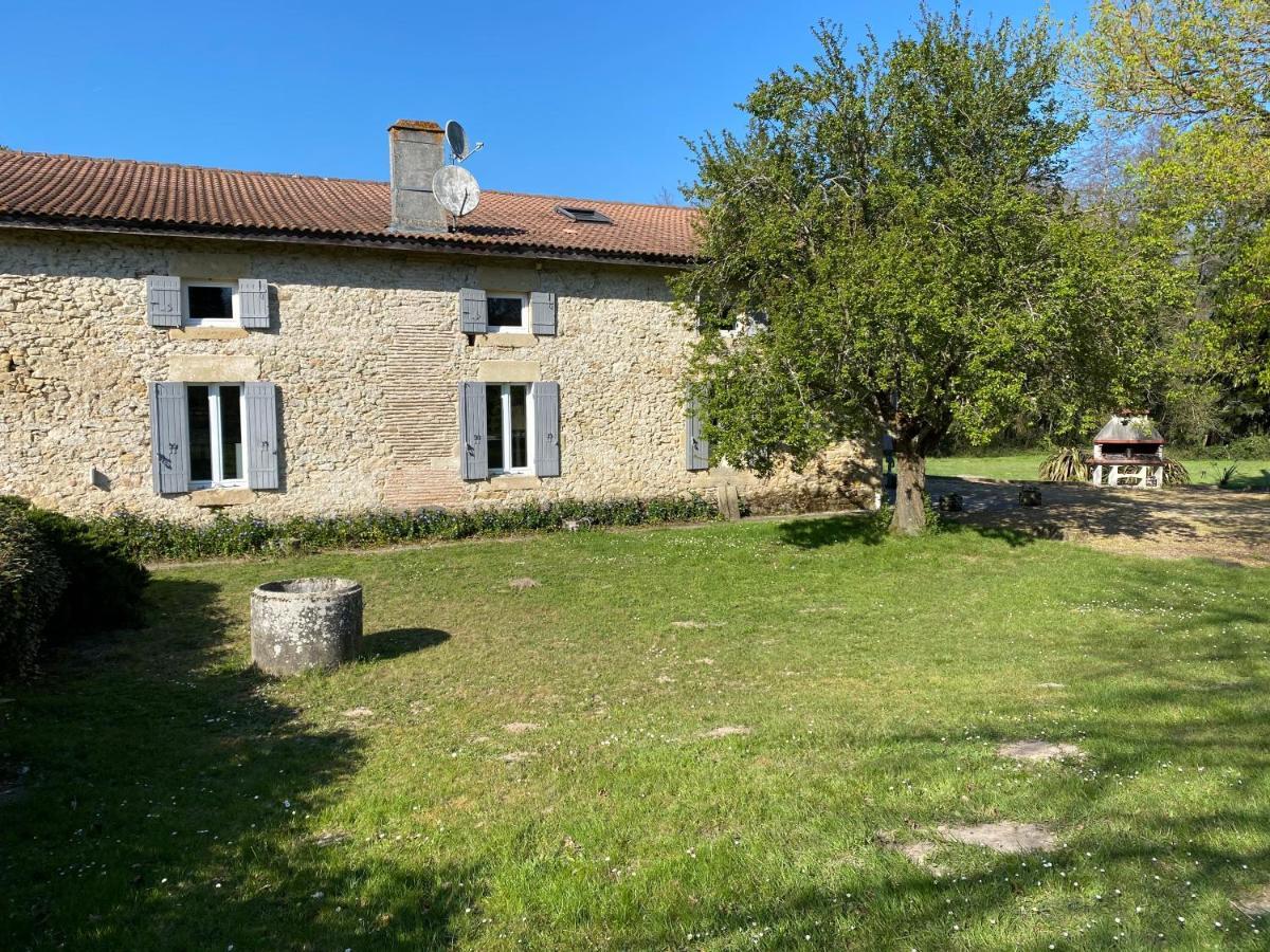 Maison D'Emmannaelle Auros Exterior photo